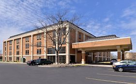 Quality Inn & Suites Matteson Near I-57